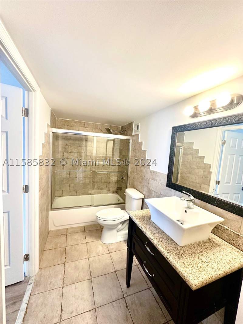 1 bedroom Condominium at 1301 NE Miami Gardens Dr 521 W, Buckley towers condo, Miami — photo 2