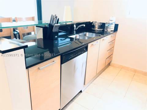 18683 Collins Ave 1907, Sunny Isles Beach FL - photo 10 of 43