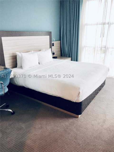 18683 Collins Ave 1907, Sunny Isles Beach FL - photo 21 of 43