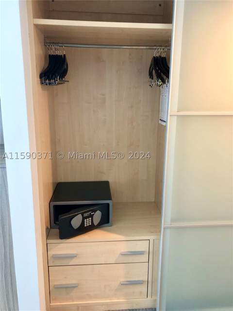 18683 Collins Ave 1907, Sunny Isles Beach FL - photo 23 of 43