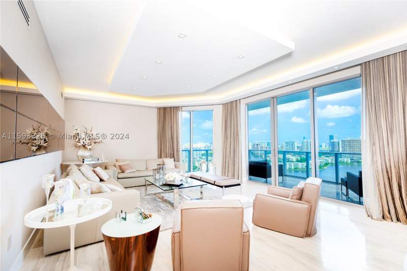 3 bedroom Condominium at 17301 Biscayne Blvd L-Ph-10, Marina Palms Residences N, North Miami Beach — photo 2