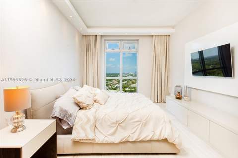 17301 Biscayne Blvd L-Ph-10, North Miami Beach FL - photo 9 of 19