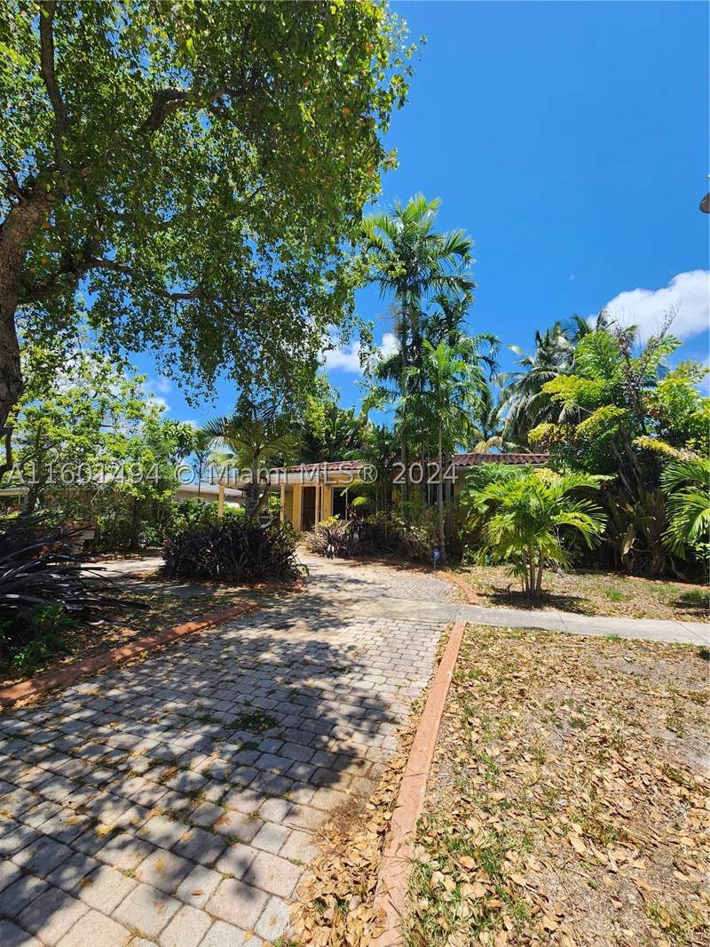 3 bedroom SingleFamilyResidence at 13365 NW 12th Ave, Biscayne Village Heights, North Miami — photo 4