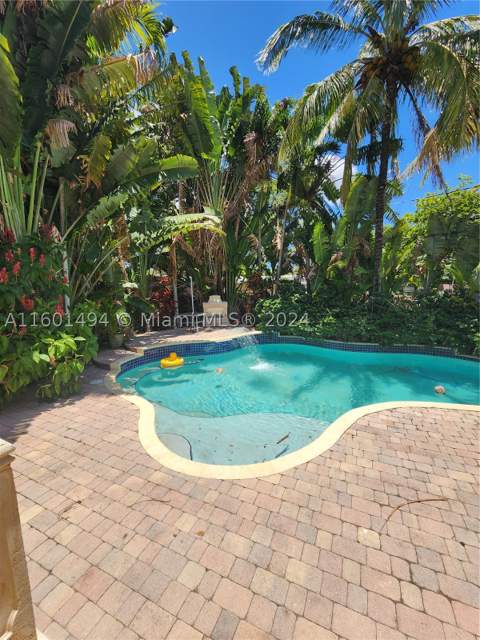 13365 NW 12th Ave, North Miami FL - photo 6 of 22