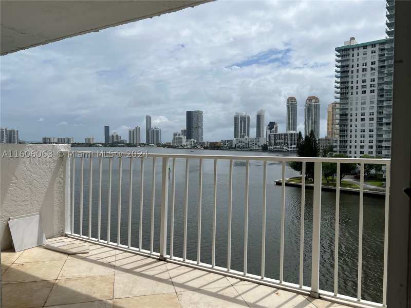 2 bedroom Condominium at 4000 NE 170th St 604, Eden Point North Condo, North Miami Beach — photo 1