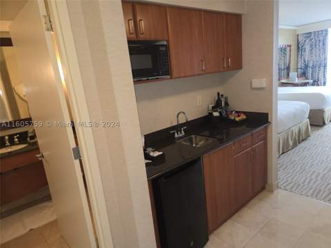 18001 Collins Ave 601, Sunny Isles Beach FL - photo 10 of 19
