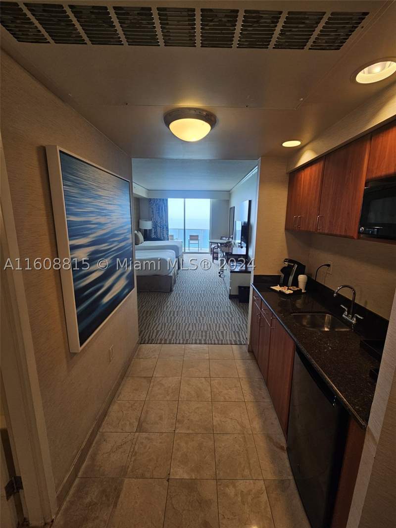 0 bedroom Condominium at 18001 Collins Ave 2112, Trump International Sones, Sunny Isles Beach — photo 4