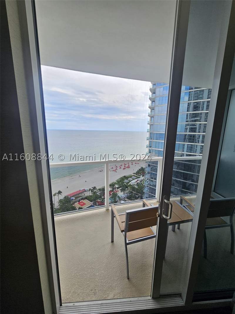 0 bedroom Condominium at 18001 Collins Ave 2610, Trump International Sones, Sunny Isles Beach — photo 5