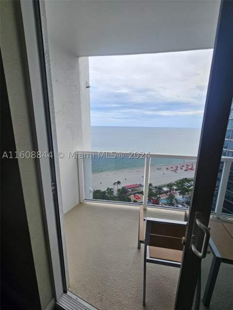 18001 Collins Ave 2610, Sunny Isles Beach FL - photo 6 of 8