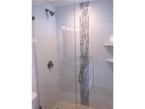 21301 NE 38th Ave 58, Aventura FL - photo 10 of 55