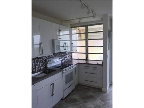 21301 NE 38th Ave 58, Aventura FL - photo 6 of 55