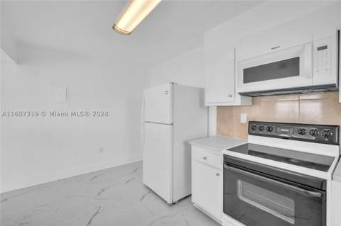 2780 NE 183rd St 1601, Aventura FL - photo 11 of 35