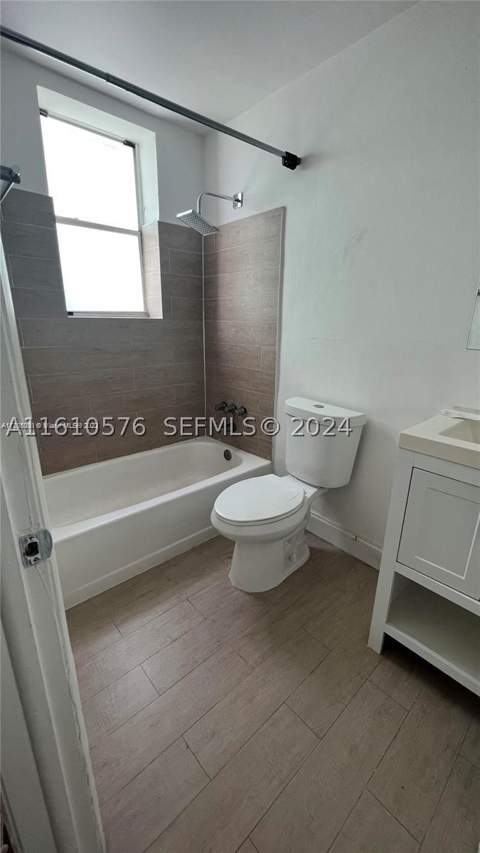 1502 Jefferson Ave 102, Miami Beach FL - photo 9 of 18