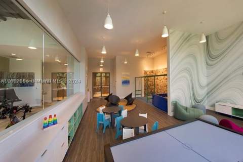 16385 Biscayne Blvd 1418, North Miami Beach FL - photo 8 of 18