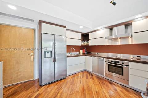 2155 Washington Ct 206, Miami Beach FL - photo 13 of 33
