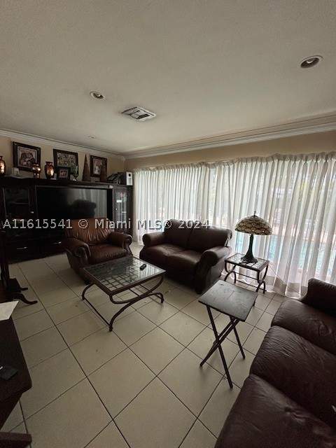 6440 Miller Dr, South Miami FL - photo 6 of 7