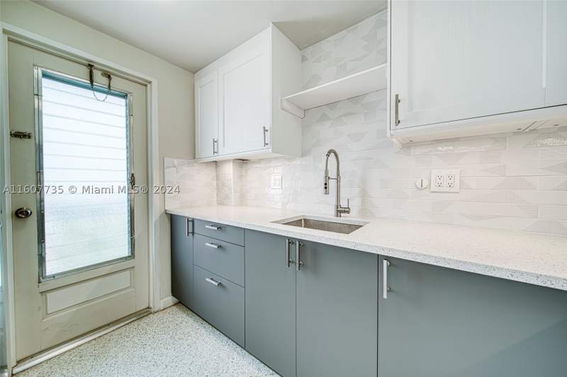 1 bedroom Condominium at 9700 E Bay Harbor Dr 508, Summit Condo, Bay Harbor Islands — photo 5