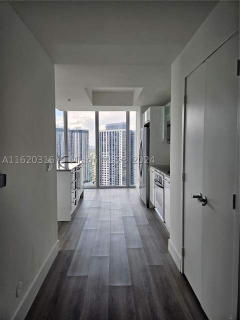 888 Biscayne Blvd 2701, Miami FL - photo 14 of 37