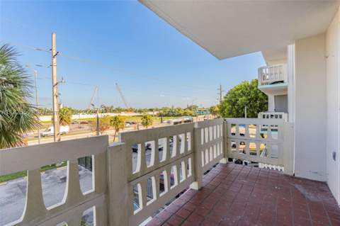 15600 NW 7th Ave 306, Miami FL - photo 17 of 24