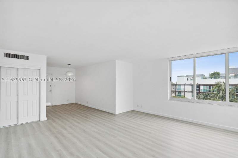 1 bedroom Condominium at 1200 West Ave 515, Mirador 1200 Condo, Miami Beach — photo 5