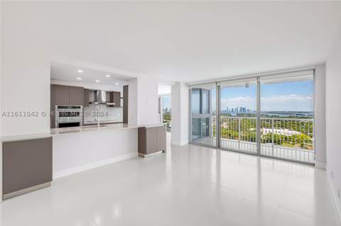 2655 Collins Ave 2302, Miami Beach FL - photo 23 of 70