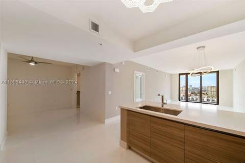 300 Sunny Isles Blvd 2103, Sunny Isles Beach FL - photo 14 of 41