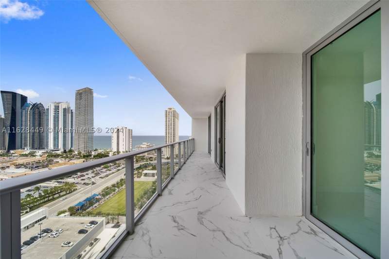 2 bedroom Condominium at 300 Sunny Isles Blvd 2103, Parque Towers Condo, Sunny Isles Beach — photo 2