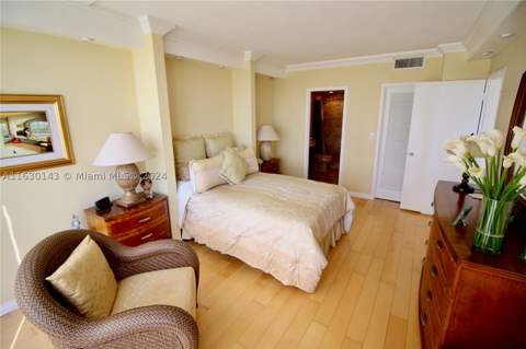 900 Bay Dr 319, Miami Beach FL - photo 8 of 34