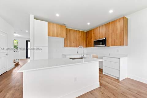 848 SW 1st St, Florida City FL - photo 13 of 52