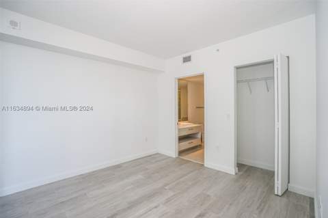 55 SW 9th St 2108, Miami FL - photo 9 of 33