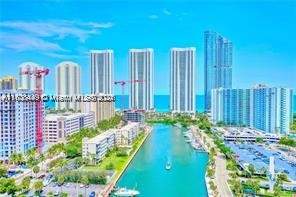 400 Kings Point Dr 320, Sunny Isles Beach FL - photo 14 of 41