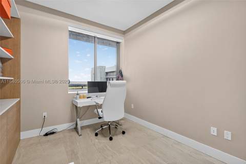 16385 Biscayne Blvd Ph7, North Miami Beach FL - photo 23 of 57