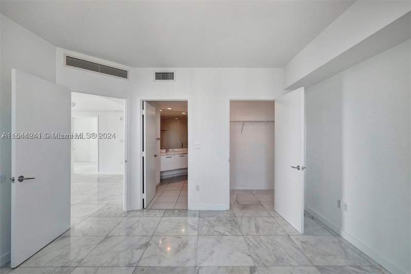 2 bedroom Condominium at 55 SE 6th St 3401, 500 Brickell West Condo, Miami — photo 5