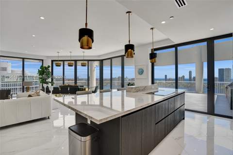 3000 Island Blvd Ph-4, Aventura FL - photo 10 of 72