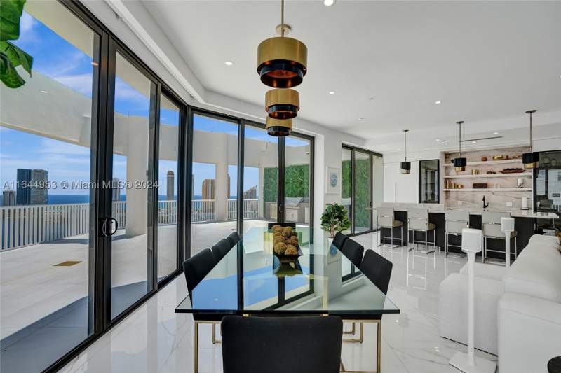 3 bedroom Condominium at 3000 Island Blvd Ph-4, 3000 Isl Blvd Williams Is, Aventura — photo 4
