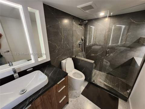 2555 Collins Ave 306, Miami Beach FL - photo 6 of 14