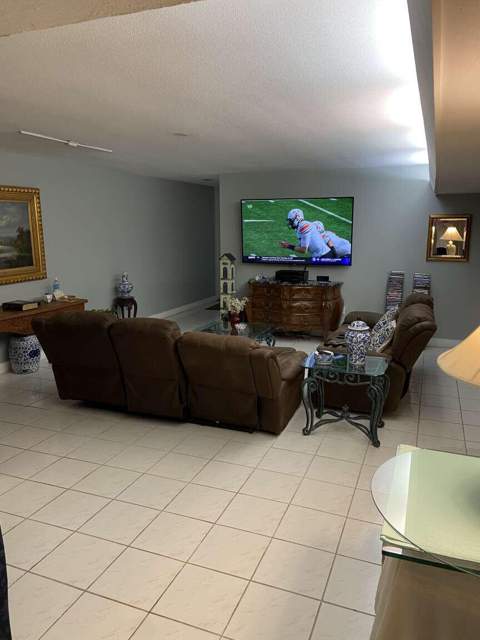 16023 Kingsmoor Way, Miami Lakes FL - photo 12 of 12