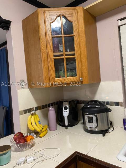 4050 NW 135th St 20-1, Opa Locka FL - photo 6 of 22