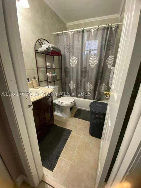 4050 NW 135th St 20-1, Opa Locka FL - photo 9 of 22