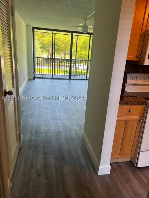 3475 N Country Club Dr 204, Aventura FL - photo 7 of 13