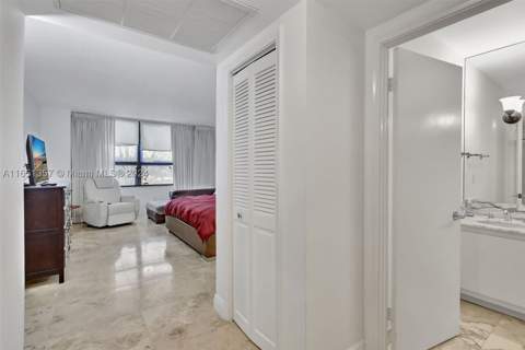 9801 Collins Ave 3T, Bal Harbour FL - photo 18 of 32