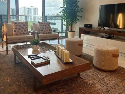 16385 Biscayne Blvd 1201, North Miami Beach FL - photo 14 of 42