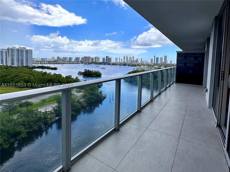 3 bedroom Condominium at 16385 Biscayne Blvd 1201, The Harbour North Condo, North Miami Beach — photo 2