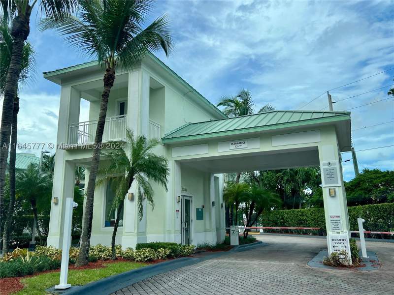 1 bedroom Condominium at 5300 NW 87th Ave 1308, The Blue A Resort Hotel C, Doral — photo 2