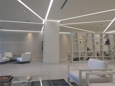 4250 Biscayne Blvd 1211, Miami FL - photo 6 of 15