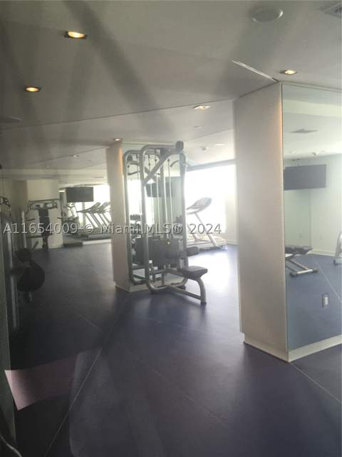 4250 Biscayne Blvd 1211, Miami FL - photo 9 of 15