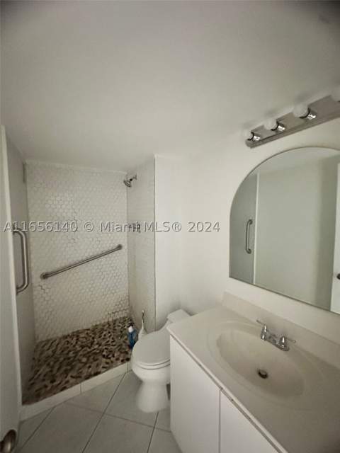 5555 Collins Ave 8Z, Miami Beach FL - photo 11 of 27