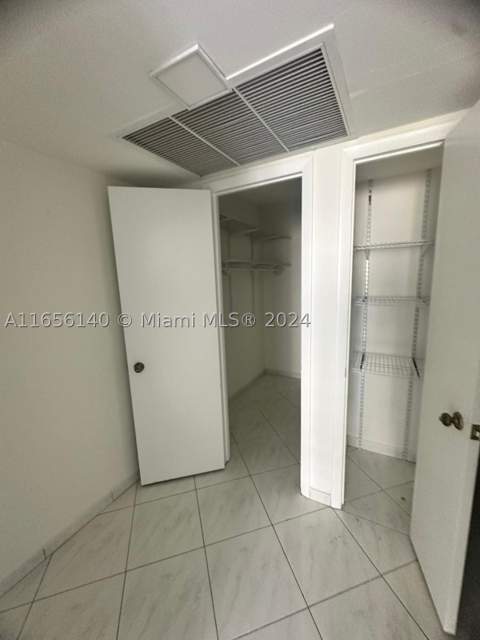 5555 Collins Ave 8Z, Miami Beach FL - photo 19 of 27