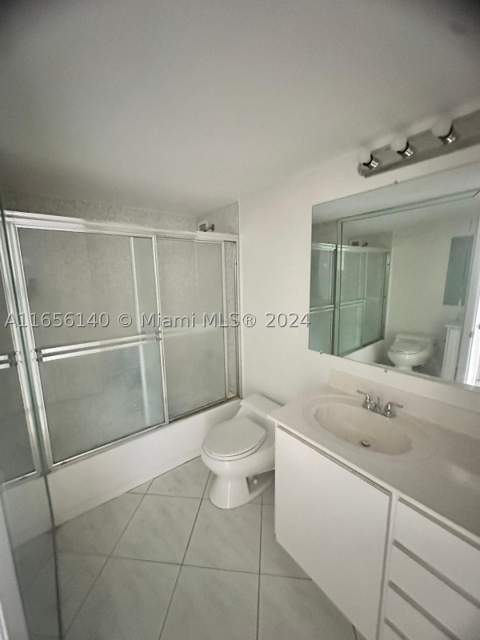 5555 Collins Ave 8Z, Miami Beach FL - photo 22 of 27