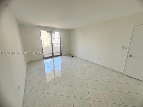 5555 Collins Ave 8Z, Miami Beach FL - photo 23 of 27